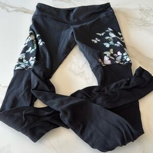 Alo Yoga leggings, size S